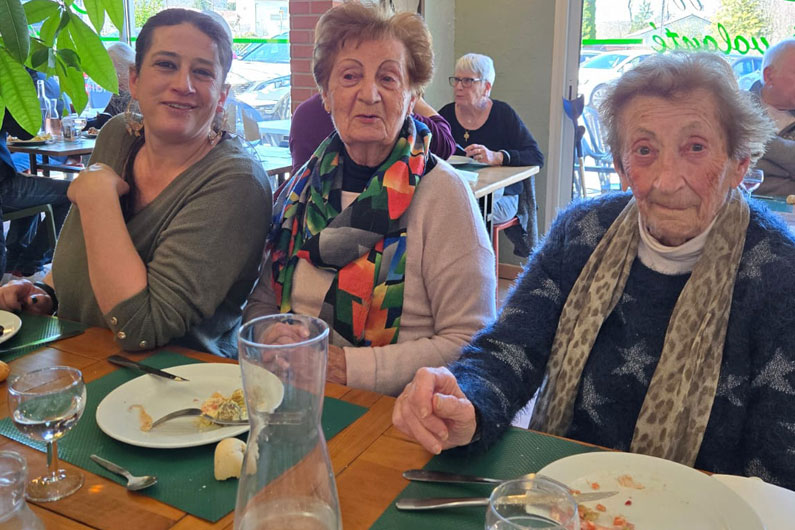 Sortie au restaurant avec Sourire et Partage